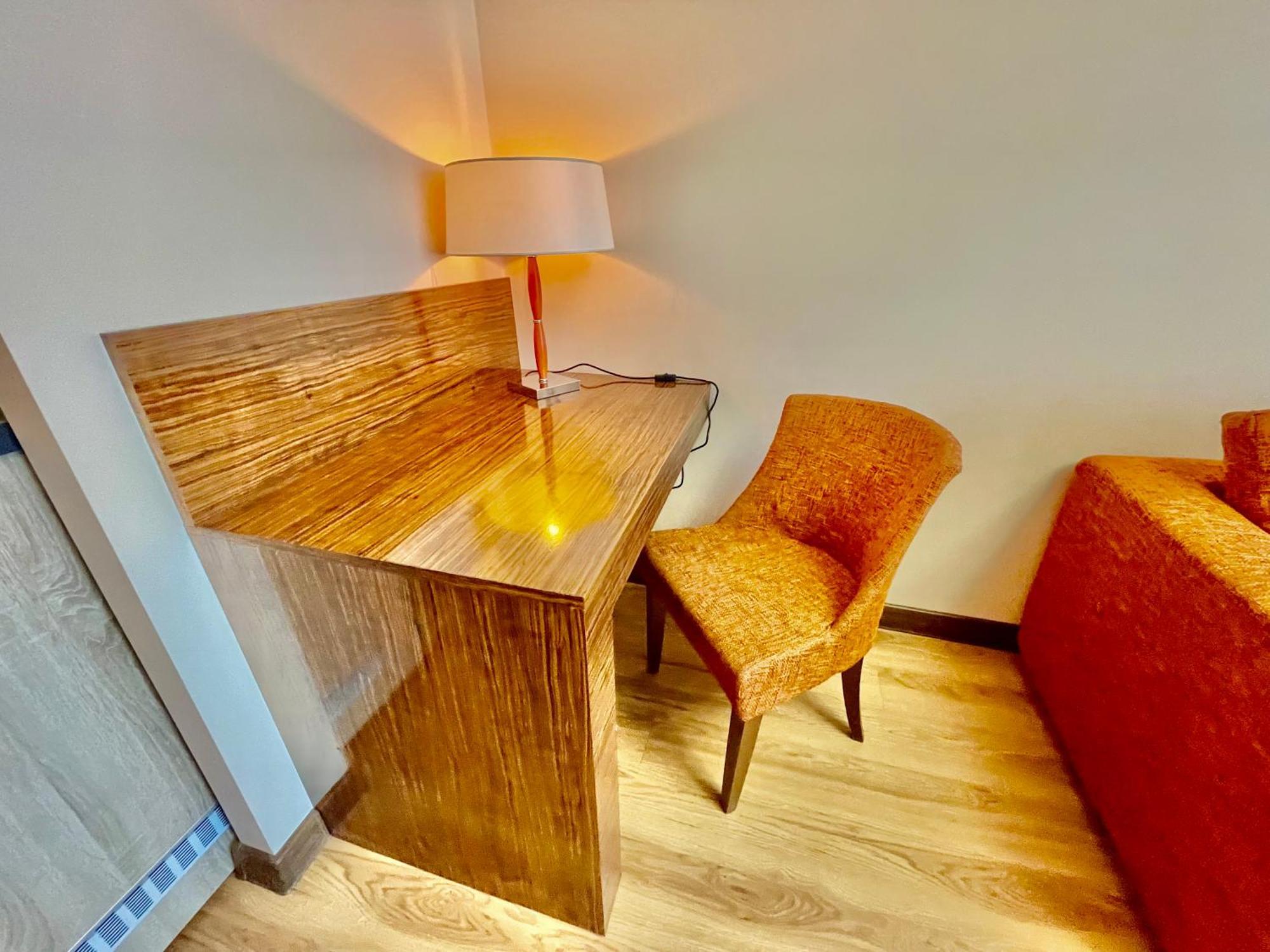 Royal Studio Apartment With A Perfect View - Yamaluxe Bucarest Exterior foto